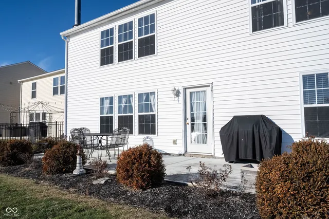 $329,900 | 9485 West Lantern Lane, Pendleton, IN 46064