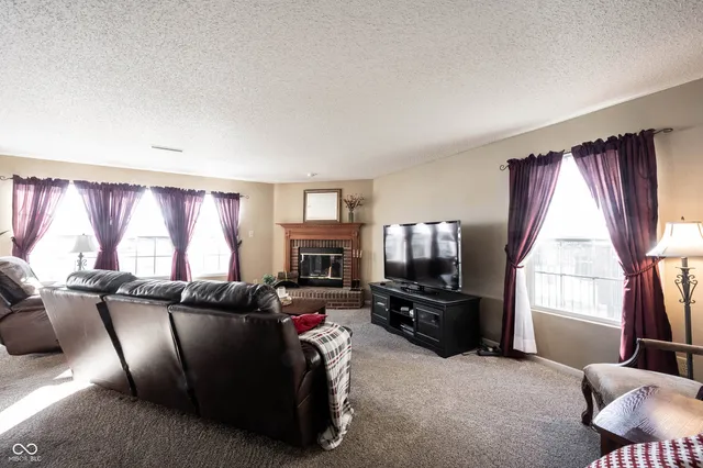 $329,900 | 9485 West Lantern Lane, Pendleton, IN 46064