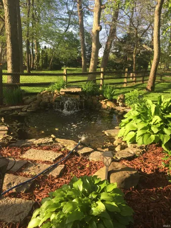 $349,000 | 53608 Arrowwood Drive, Elkhart, IN 46514