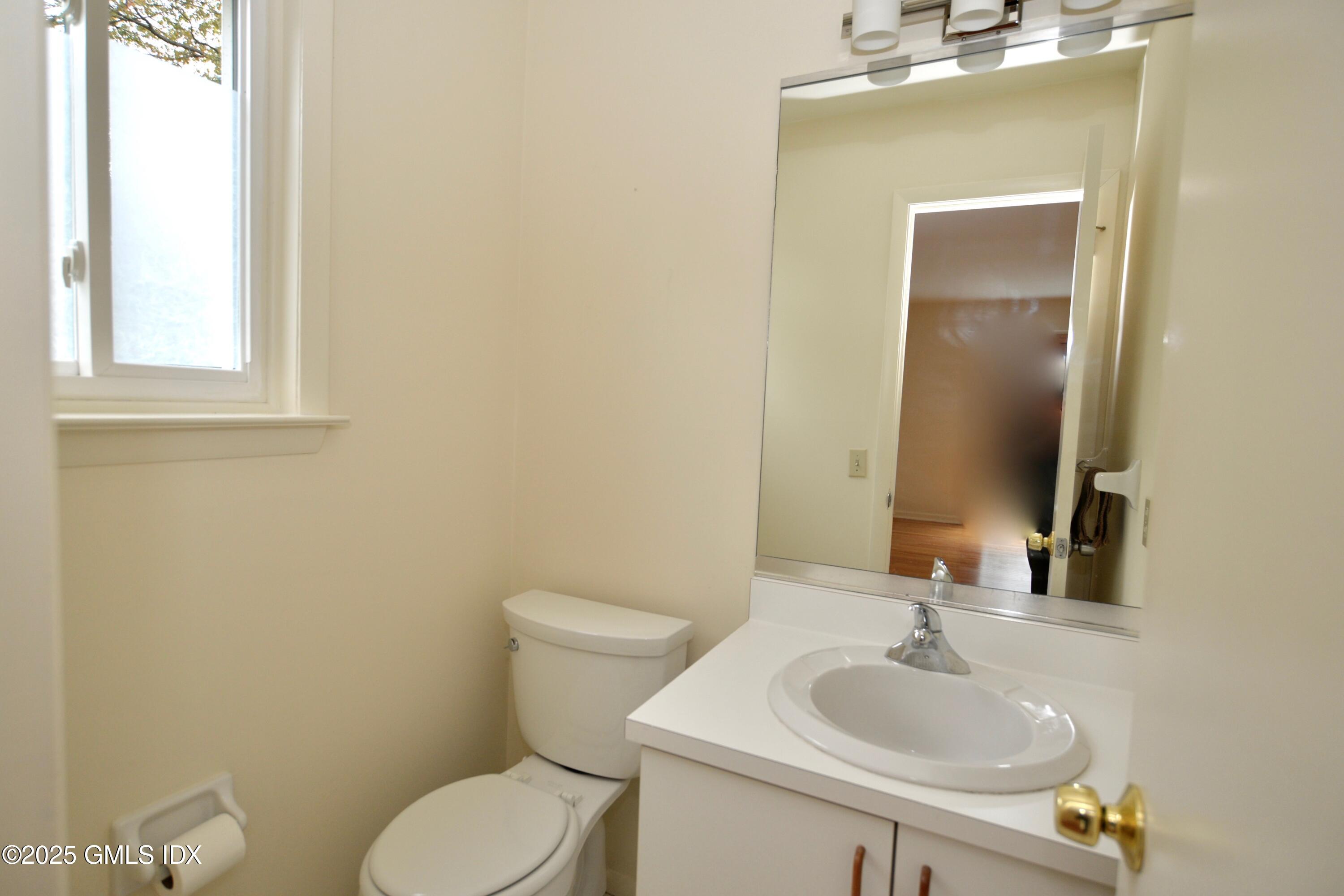 35 Homestead Road Greenwich, CT 06831 - Photo 10 of 16 _DSC5019 (1)