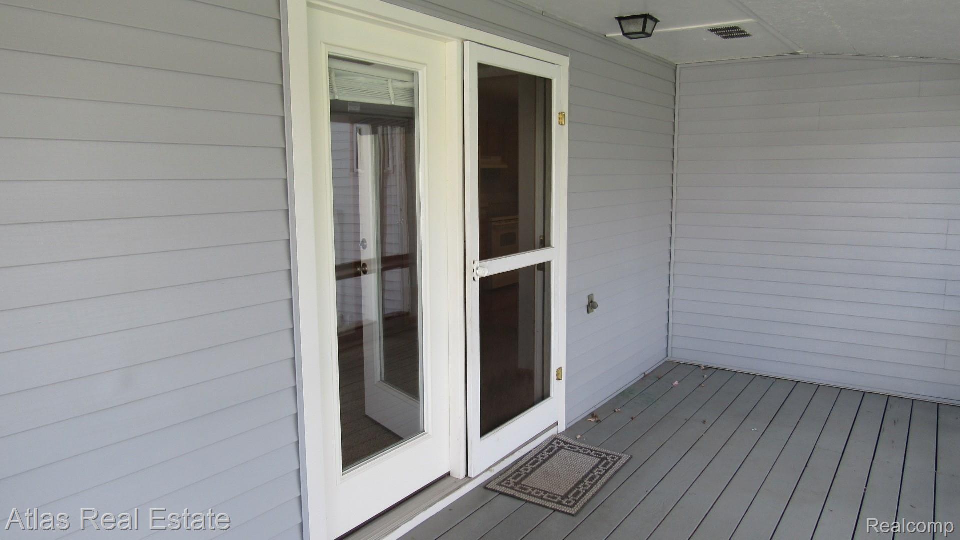 5014 North Belsay Road Flint, MI 48506 - Photo 28 of 31 IMG_2889.JPG