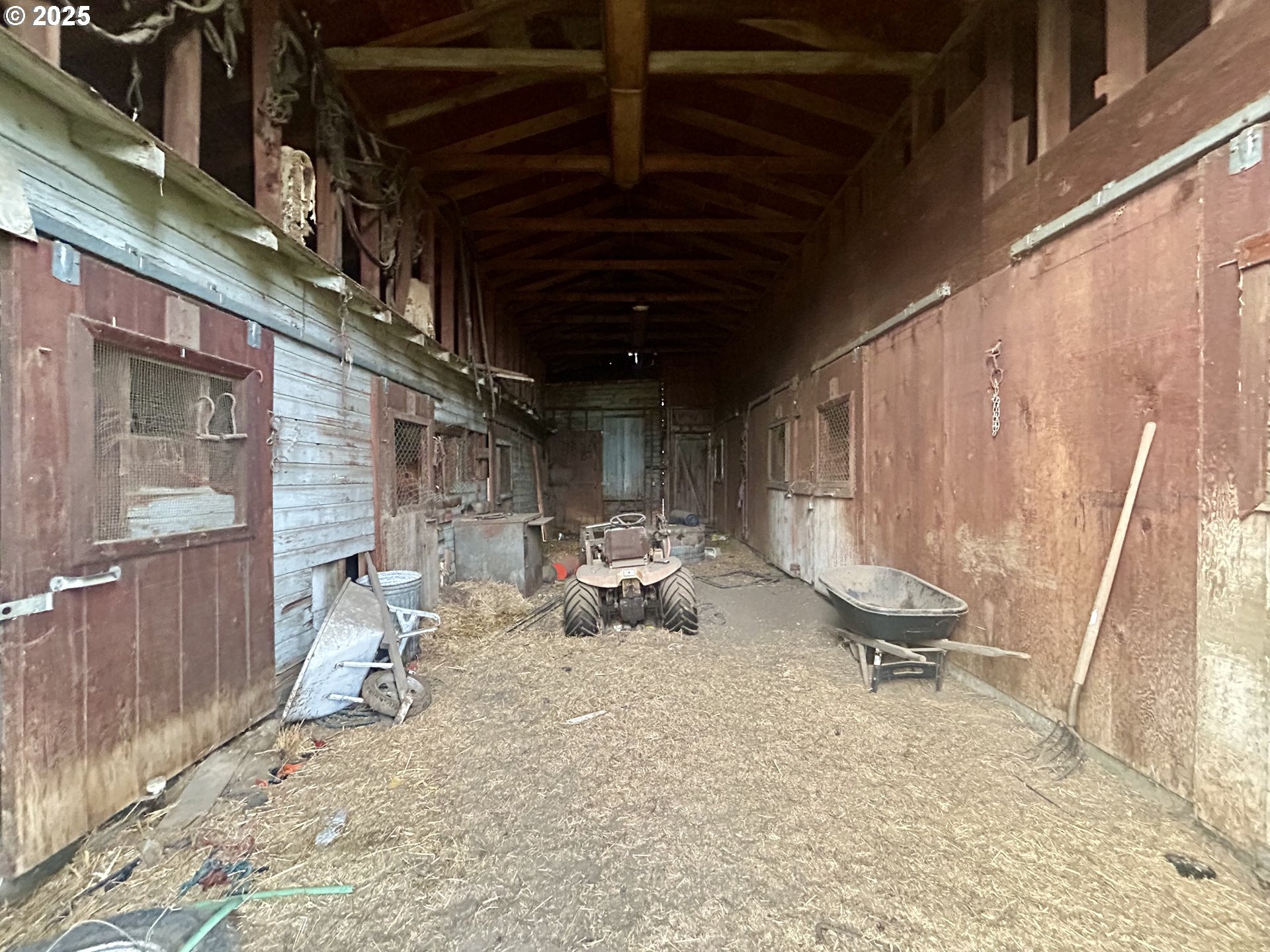 917 Myrtle Street The Dalles, OR 97058 - Photo 8 of 22 a view of two chairs in the balcony