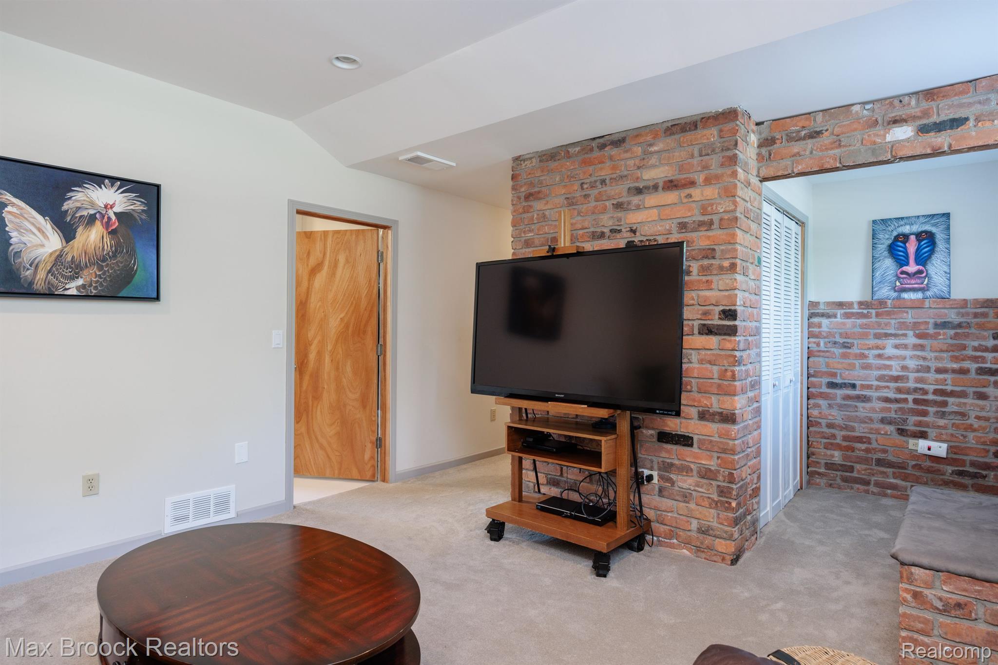 3100 Hartung Avenue Rochester, MI 48309 - Photo 17 of 30 Gallery Image 17