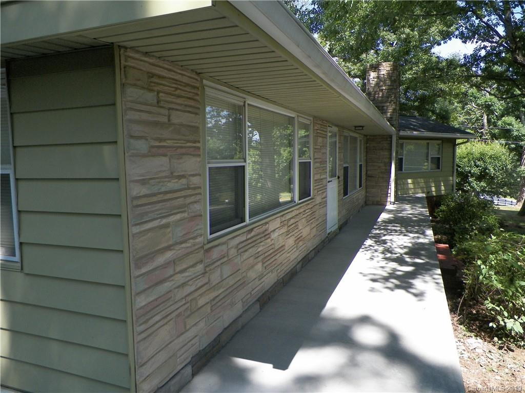 28831 Canton Road Albemarle, NC 28001 - Photo 4 of 38 Gallery Image 4
