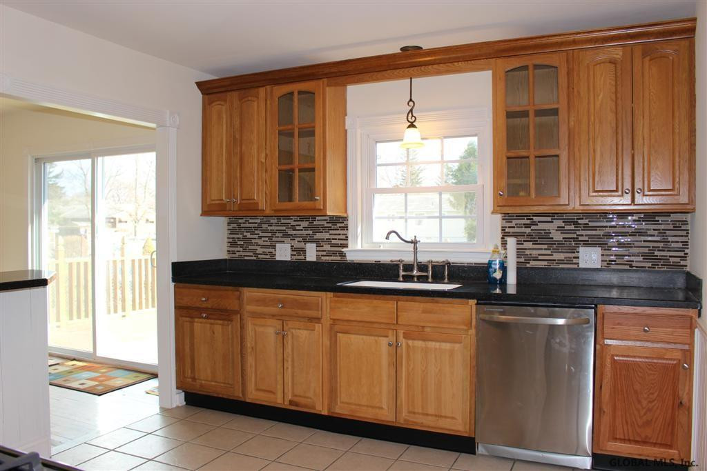 2040 Caldicott Road Rotterdam, NY 12303 - Photo 4 of 24 Photo 4