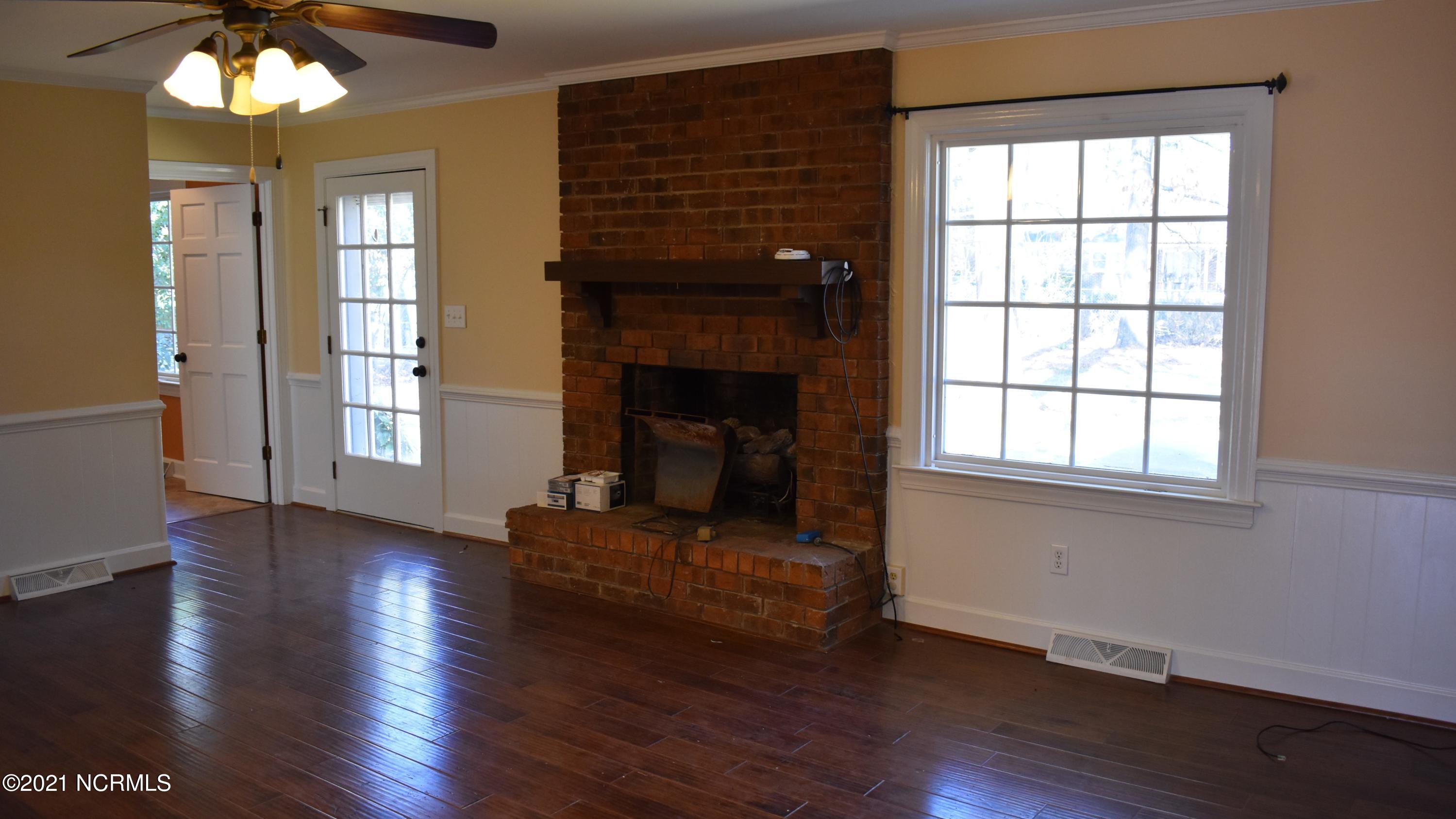 1222 Buxton Road Northwest Wilson, NC 27896 - Photo 12 of 25 family room 3