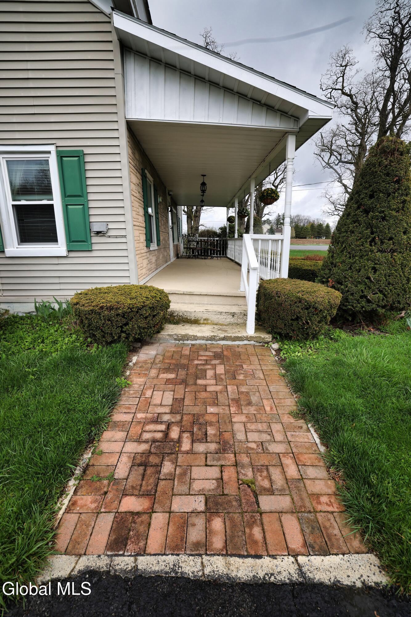 178 Youngs Corners Road Florida, NY 12010 - Photo 9 of 54 PERF1308