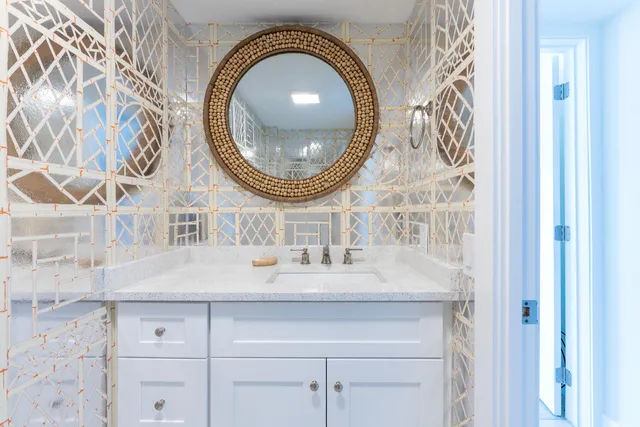 $9,400 | 170 North Ocean Boulevard, Unit 312, Palm Beach, FL 33480