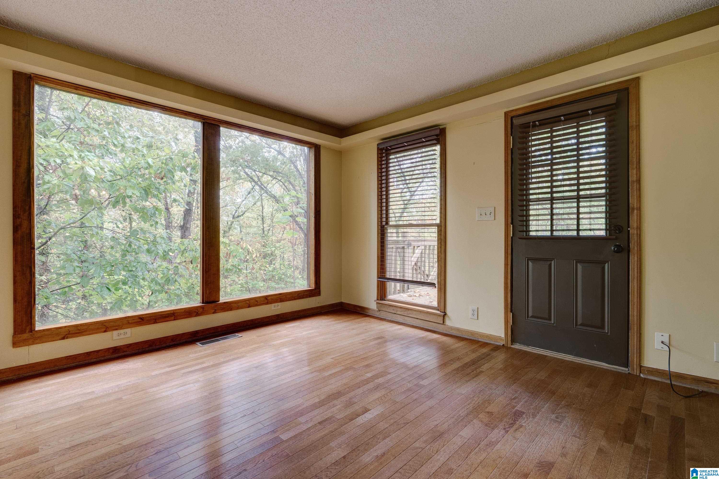 769 Dividing Ridge Drive Birmingham, AL 35244 - Photo 13 of 36