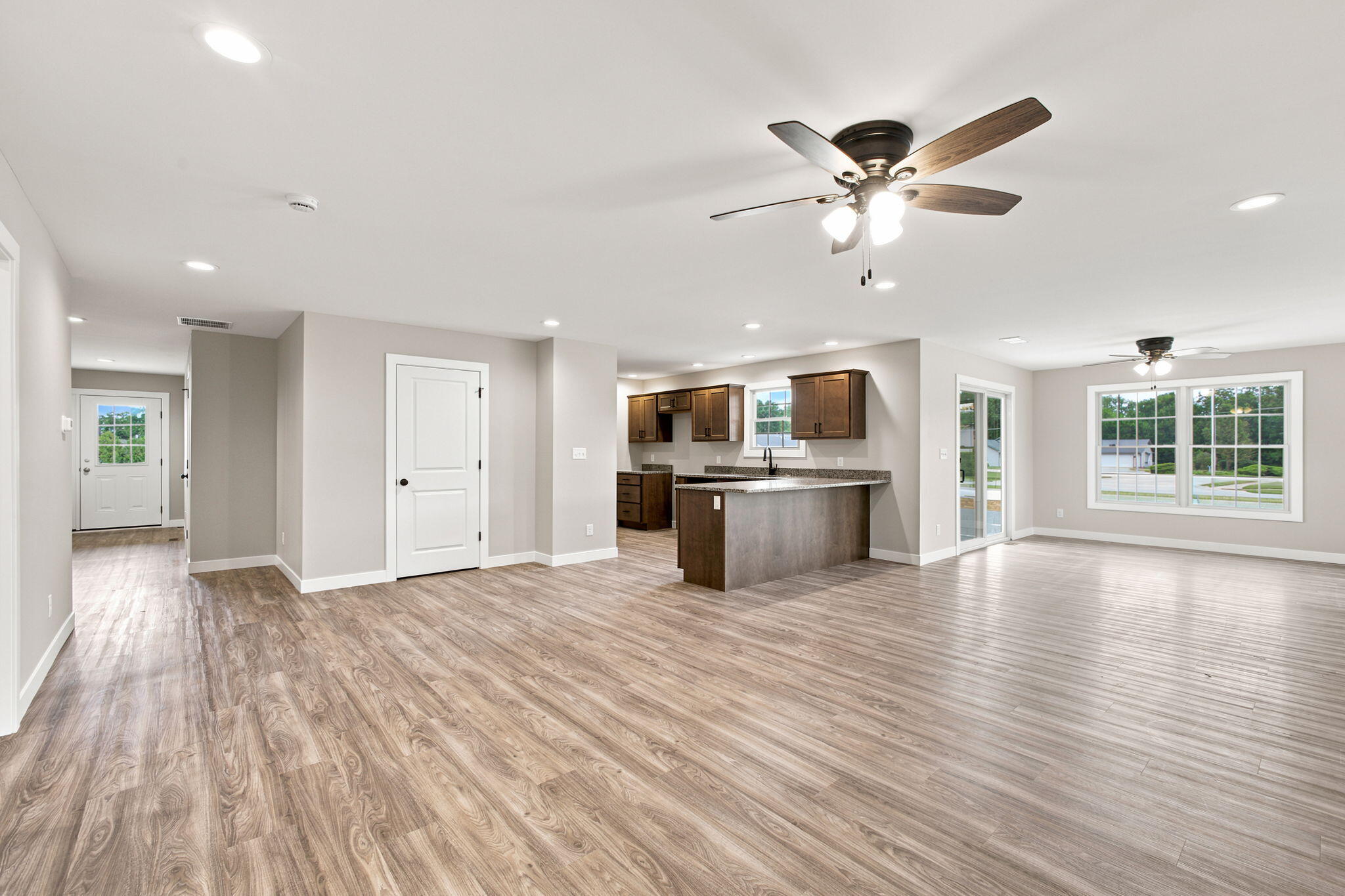 821 9th Street Southwest, Unit 2A De Motte, IN 46310 - Photo 9 of 31 2048x1365