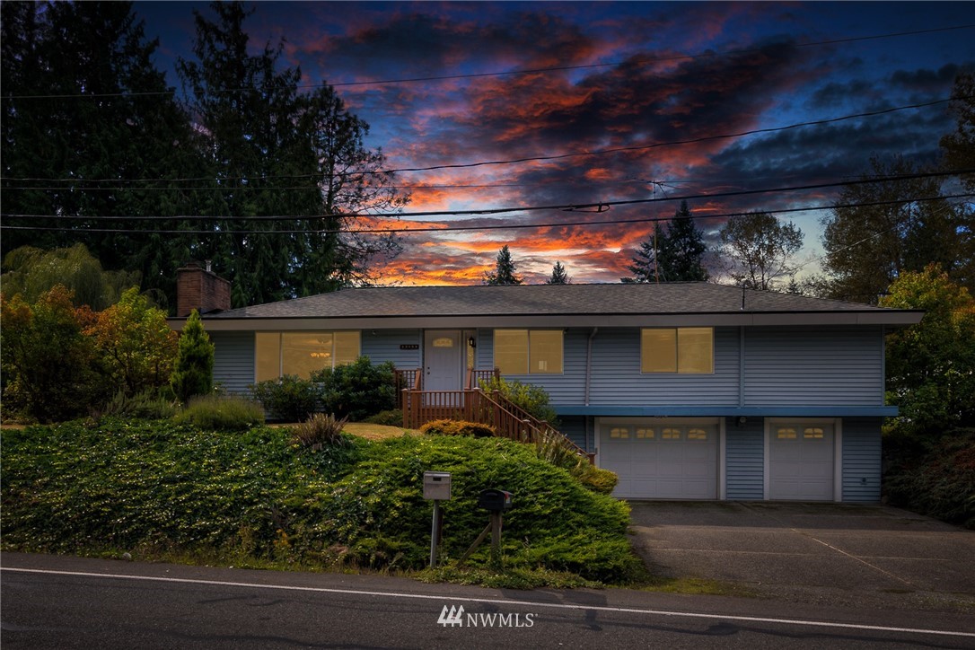 13453 Patriot Way Renton, WA 98059 - Photo 25 of 25 front view of house with a yard