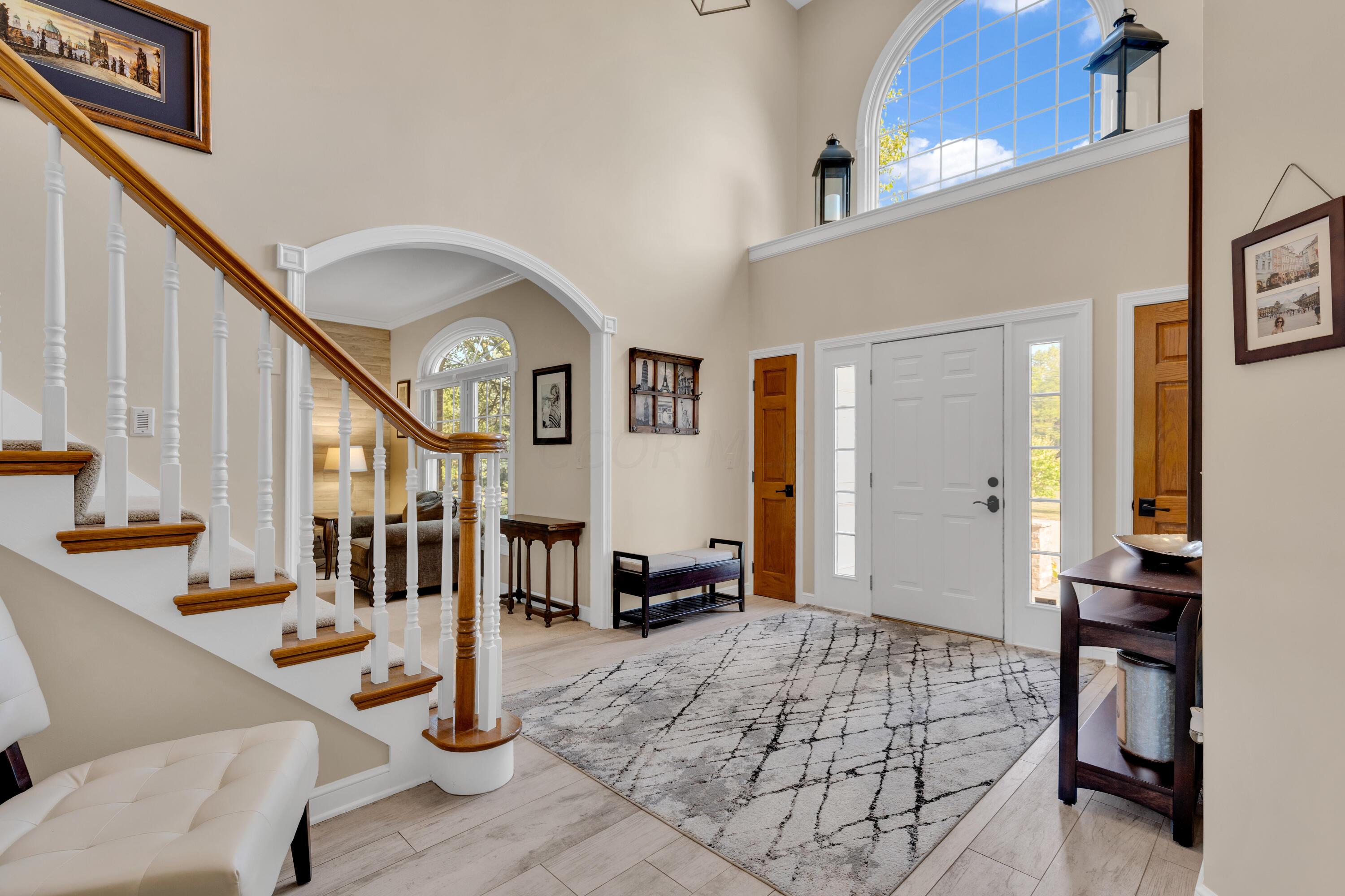 4731 Smothers Road Westerville, OH 43081 - Photo 4 of 62 Entry
