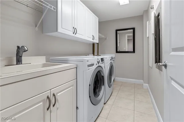 $375,000 | 2090 West First Street, Unit I409, Fort Myers, FL 33901