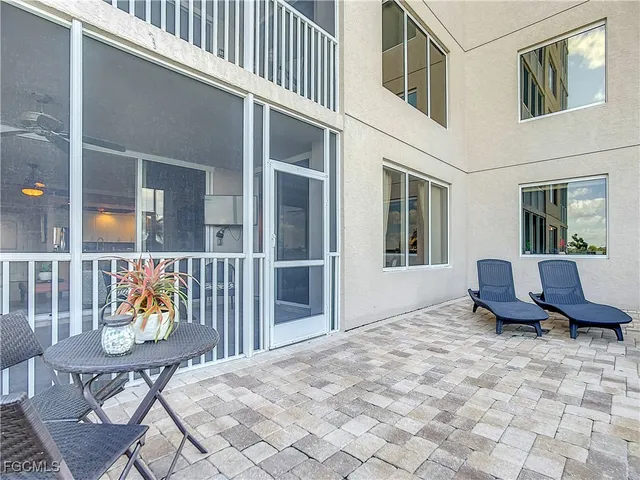 $375,000 | 2090 West First Street, Unit I409, Fort Myers, FL 33901