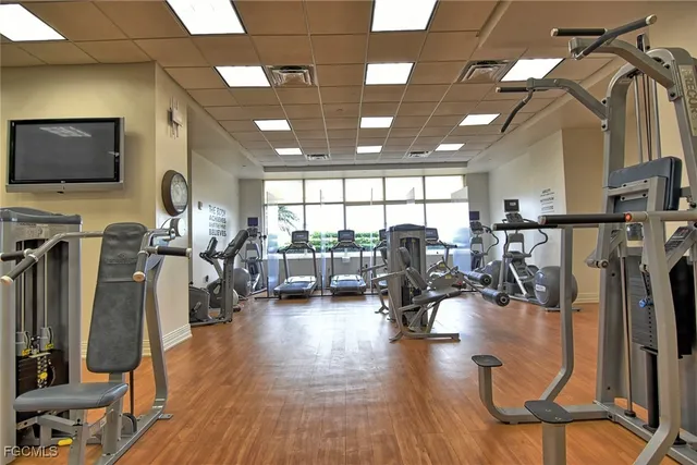 $375,000 | 2090 West First Street, Unit I409, Fort Myers, FL 33901