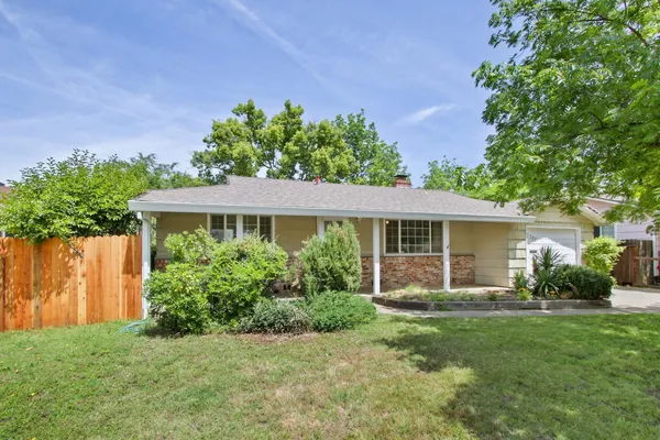 $399,000 | 2705 Clover Lane, Sacramento, CA 95821