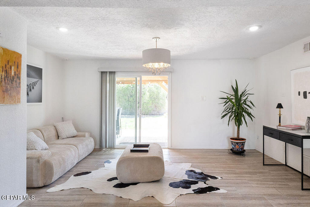2736 Hawick Road El Paso, TX 79925 - Photo 8 of 41 13