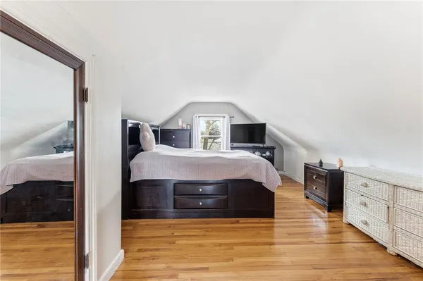 $399,900 | 136 Missouri Drive, Warwick, RI 02886