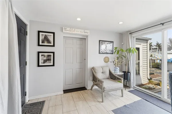 $399,900 | 136 Missouri Drive, Warwick, RI 02886