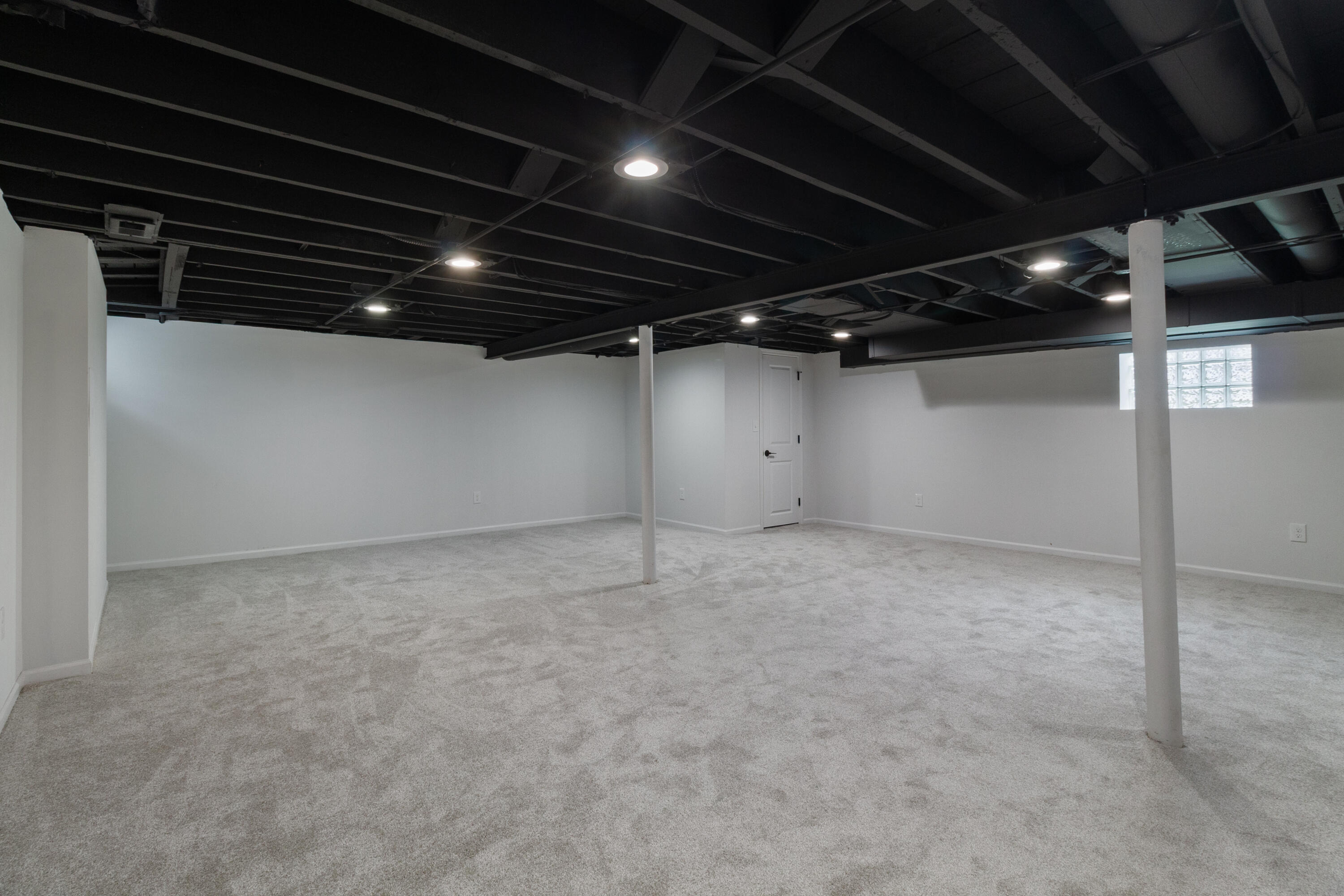 7937 Forest Avenue Munster, IN 46321 - Photo 25 of 27 3000x2000