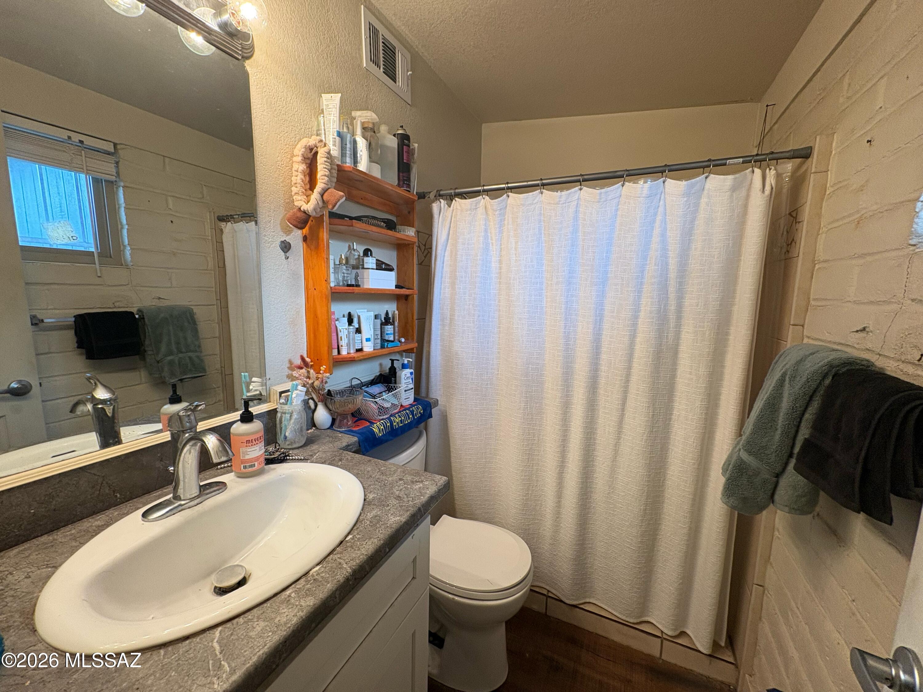 237 East Lee Street Tucson, AZ 85705 - Photo 7 of 10 Lee 5