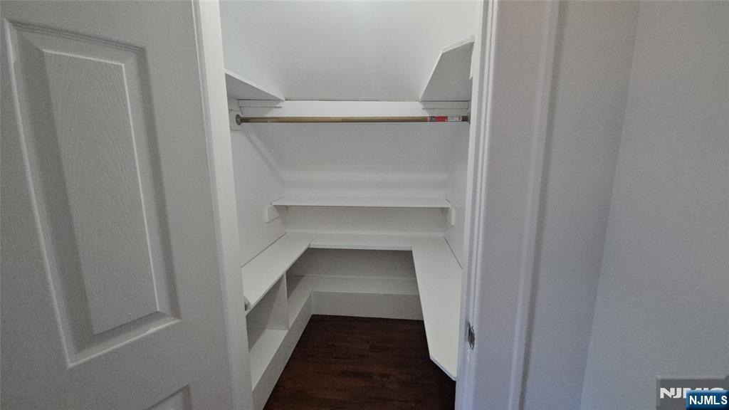 264-266 Pomona Avenue, Unit 3 Newark, NJ 07112 - Photo 15 of 27 a view of entryway