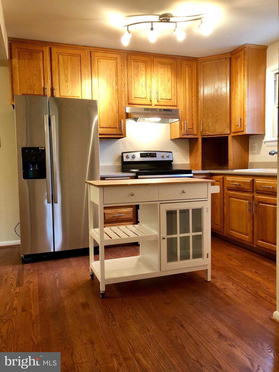 10919 Rawley Road New Market, MD 21774 - Photo 3 of 15 LIGHT & BRIGHT KITCHEN