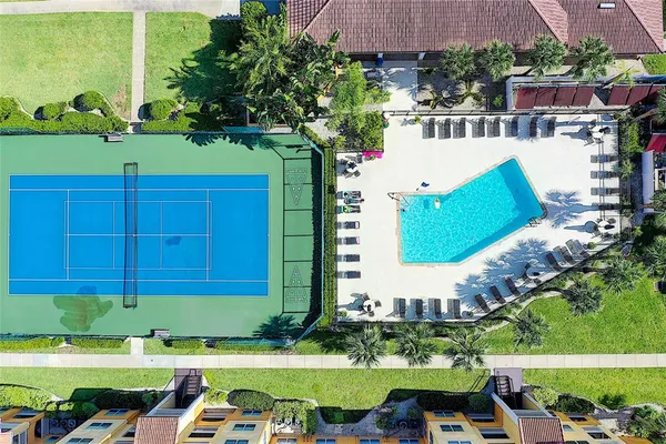 $254,900 | 10764 70th Avenue, Unit 1306, Seminole, FL 33772