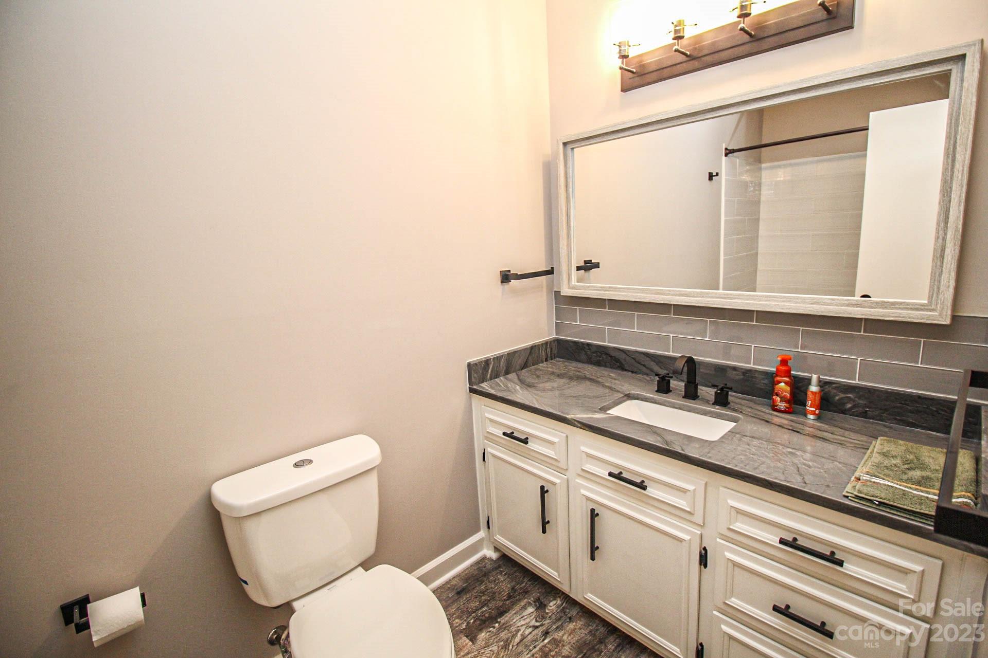 218 Weddington Road Matthews, NC 28104 - Photo 11 of 22 Gallery Image 11