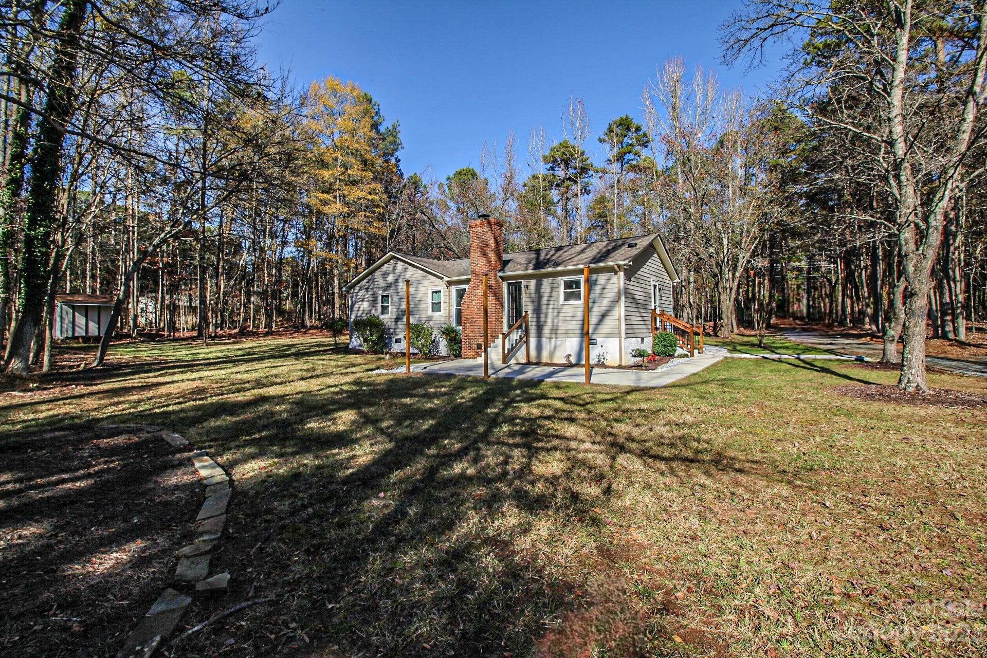 218 Weddington Road Matthews, NC 28104 - Photo 17 of 22 Gallery Image 17