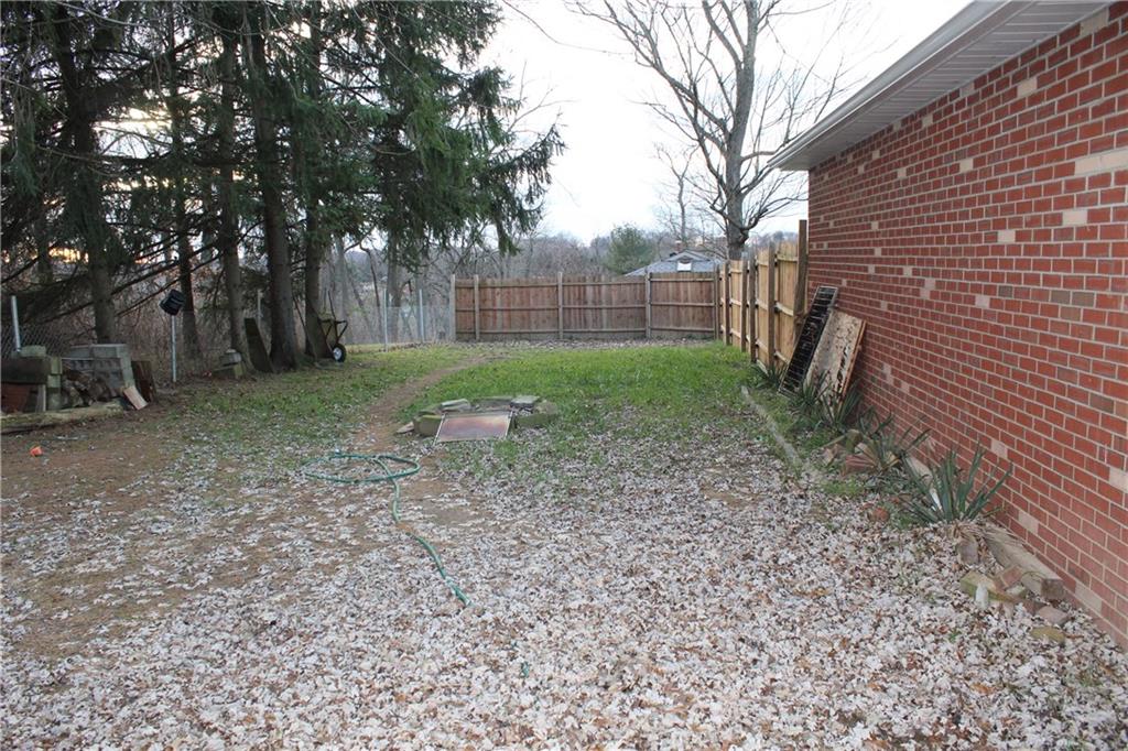 809 East McMurray Road Venetia, PA 15367 - Photo 18 of 19 Backyard