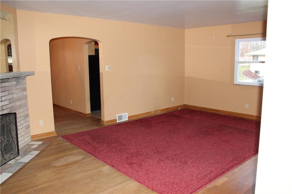 809 East McMurray Road Venetia, PA 15367 - Photo 3 of 19 Gallery Image 3