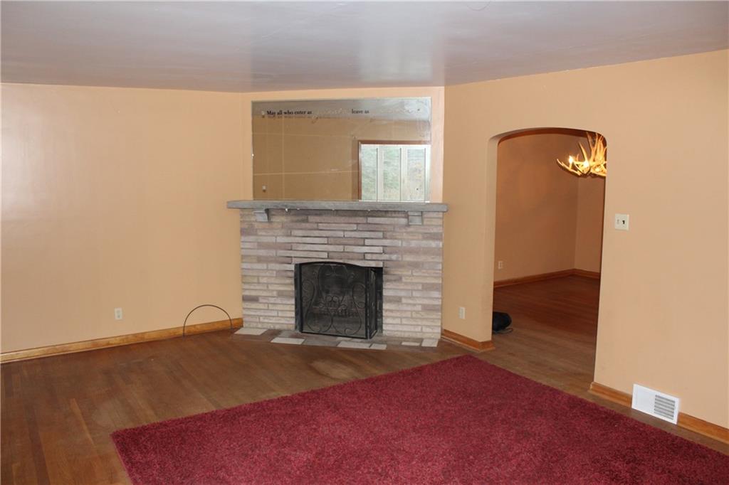 809 East McMurray Road Venetia, PA 15367 - Photo 4 of 19 Gallery Image 4