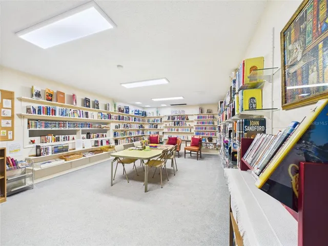 $117,900 | 700 Mirror Terrace Northwest, Unit 702, Winter Haven, FL 33881