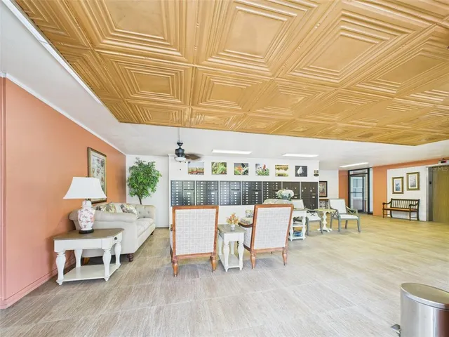 $117,900 | 700 Mirror Terrace Northwest, Unit 702, Winter Haven, FL 33881