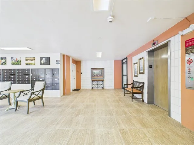 $117,900 | 700 Mirror Terrace Northwest, Unit 702, Winter Haven, FL 33881