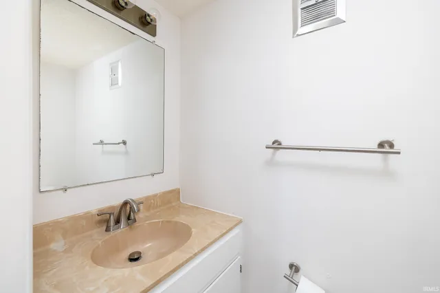 $365,000 | 538 North Park Ridge Road, Bloomington, IN 47408