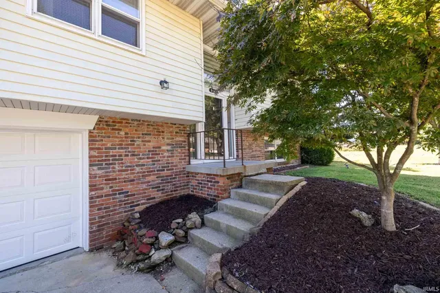 $365,000 | 538 North Park Ridge Road, Bloomington, IN 47408