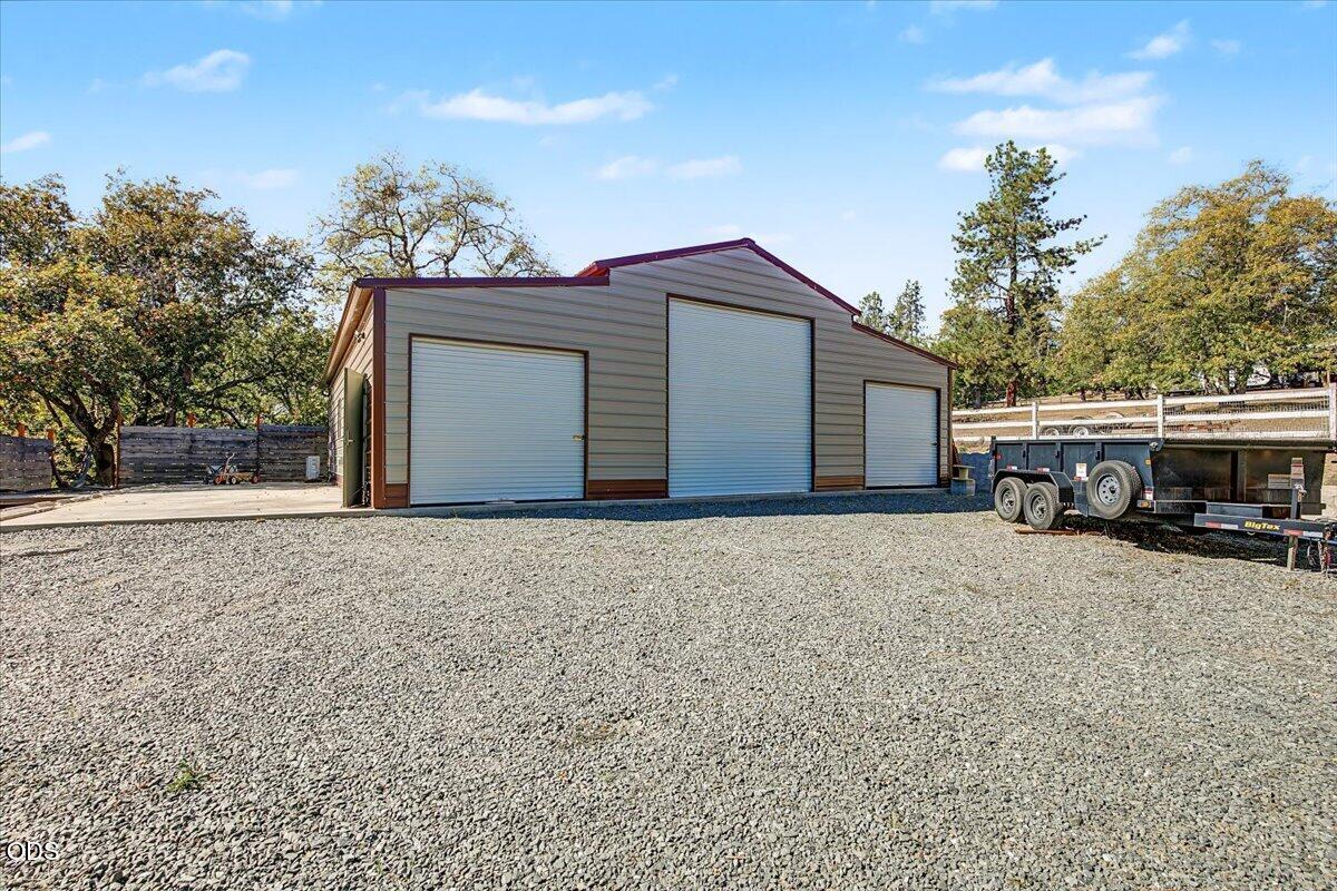 3583 Ross Lane Central Point, OR 97502 - Photo 37 of 49 Gallery Image 37