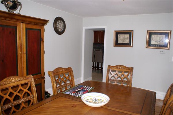 9 Higgins Street Newton, MA 02466 - Photo 8 of 25