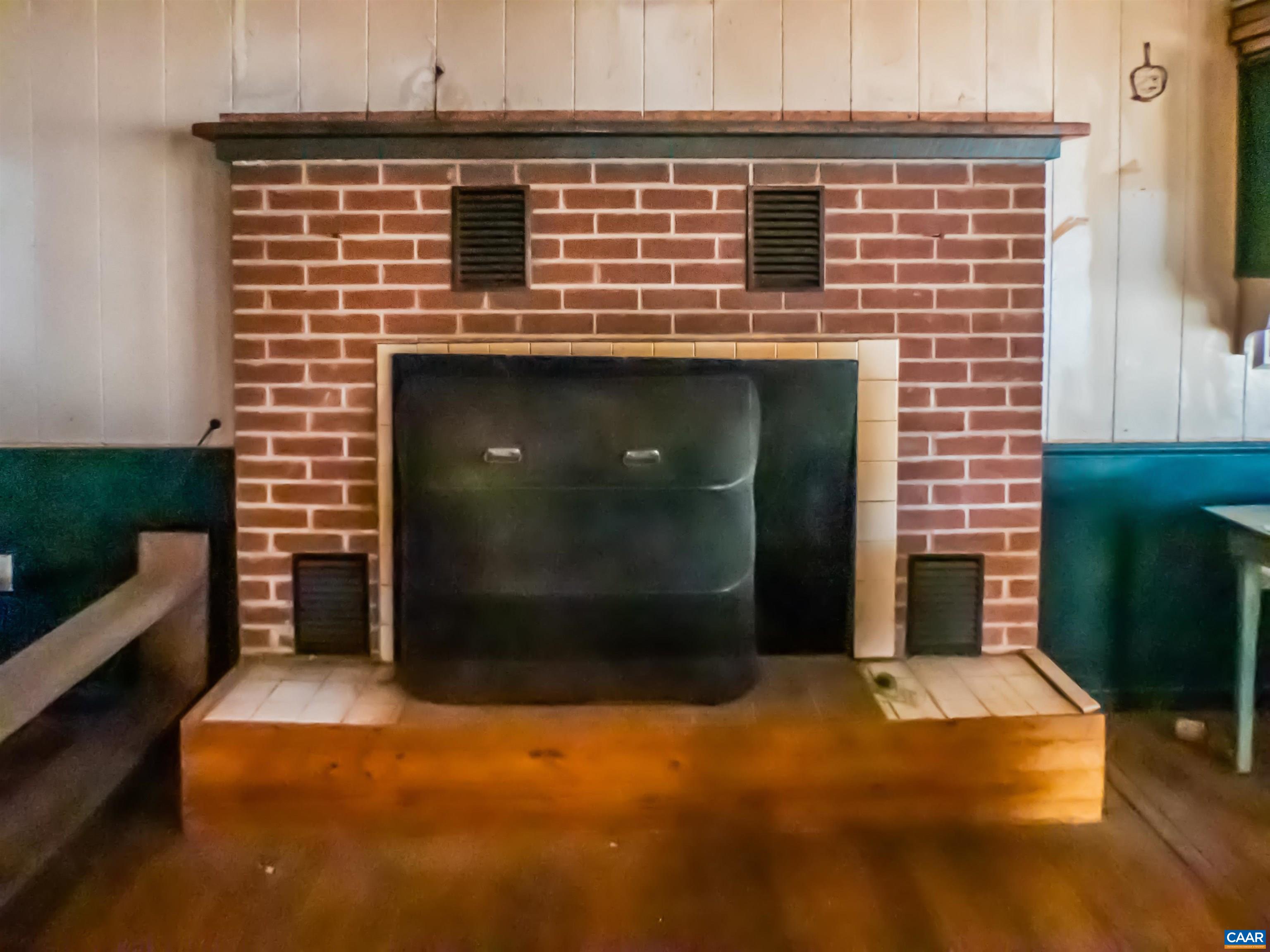 5286 Cub Creek Road Roseland, VA 22967 - Photo 15 of 36 Gallery Image 15