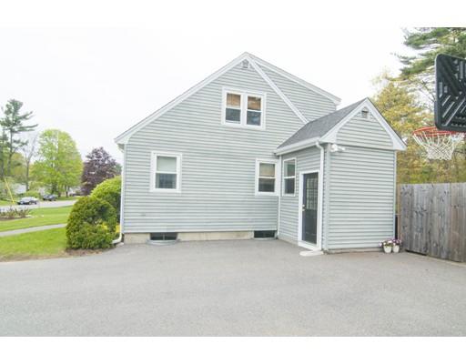 66 Stony Brook Road Raynham, MA 02767 - Photo 5 of 19 Gallery Image 5