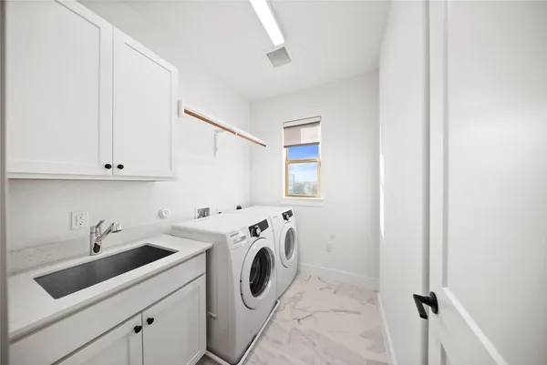 $690,000 | 5315 La Crosse Avenue, Unit 16, Austin, TX 78739