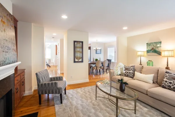 $995,000 | 1077 Boylston Street, Unit 1, Newton, MA 02461