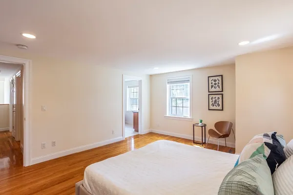 $995,000 | 1077 Boylston Street, Unit 1, Newton, MA 02461