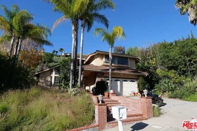 $2,350,000 | 2241 Flintridge Drive, Glendale, CA 91206