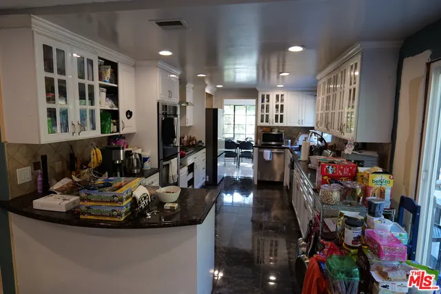 $2,350,000 | 2241 Flintridge Drive, Glendale, CA 91206