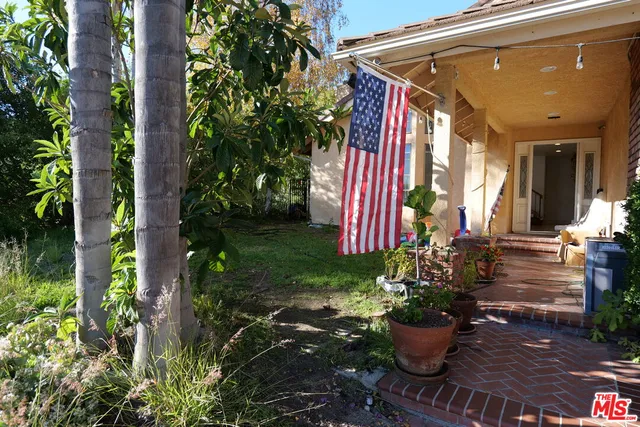 $2,350,000 | 2241 Flintridge Drive, Glendale, CA 91206