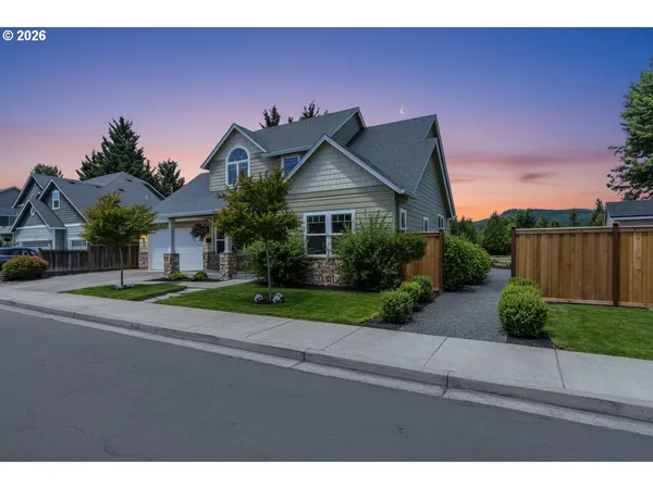 $879,000 | 6718 Jacob Lane, Springfield, OR 97478