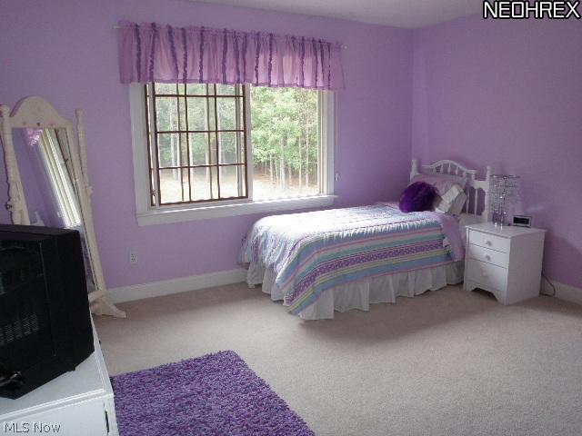 11180 River Road Chardon, OH 44024 - Photo 18 of 25 Second story bedrooms have large sliding windows for great summer breezes